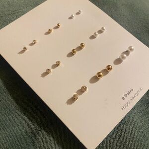9 Pack stud earrings